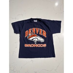 Vintage 1998 Denver Broncos Terrell Davis kids tshirt